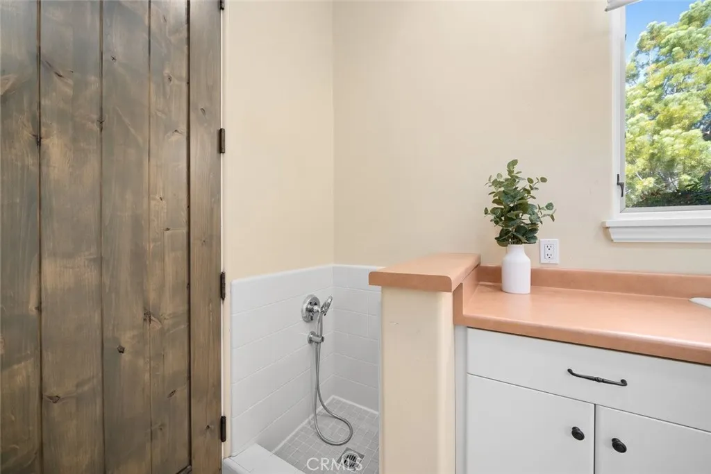 1175 Bassi, San Luis Obispo, California 93405 home-pic-63
