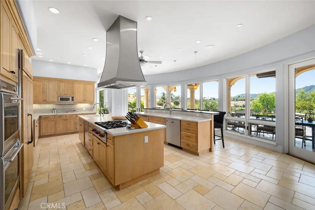 1175 Bassi, San Luis Obispo, California 93405 home-pic-22