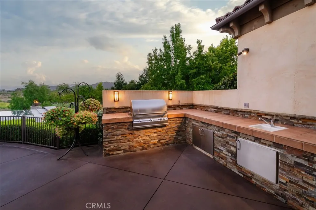 1175 Bassi, San Luis Obispo, California 93405 home-pic-10