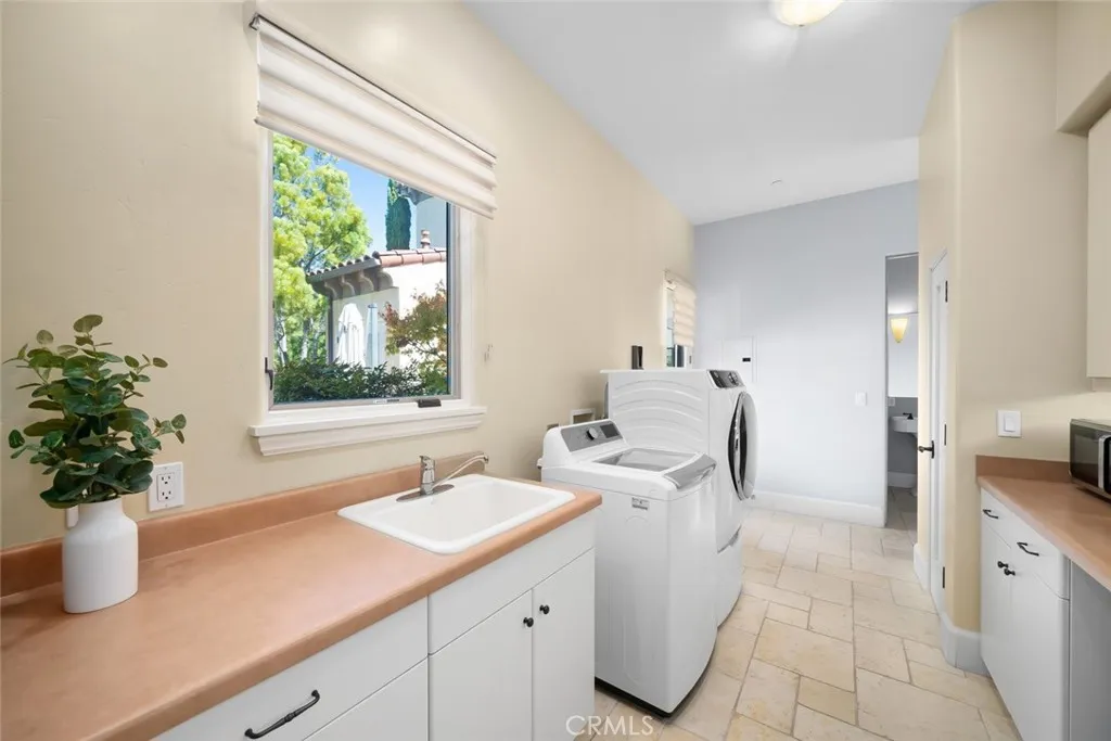 1175 Bassi, San Luis Obispo, California 93405 home-pic-64