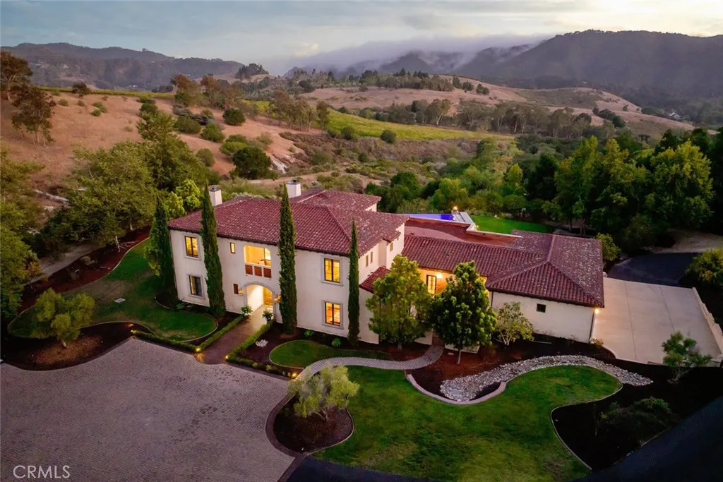 1175 Bassi, San Luis Obispo, California 93405 home-pic-2
