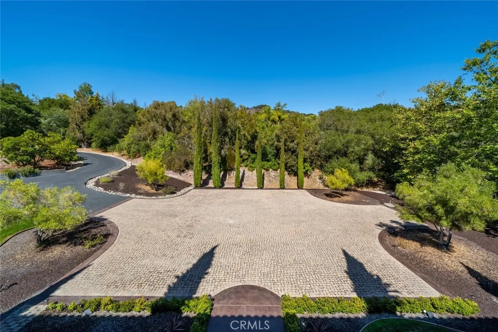 1175 Bassi, San Luis Obispo, California 93405 home-pic-46