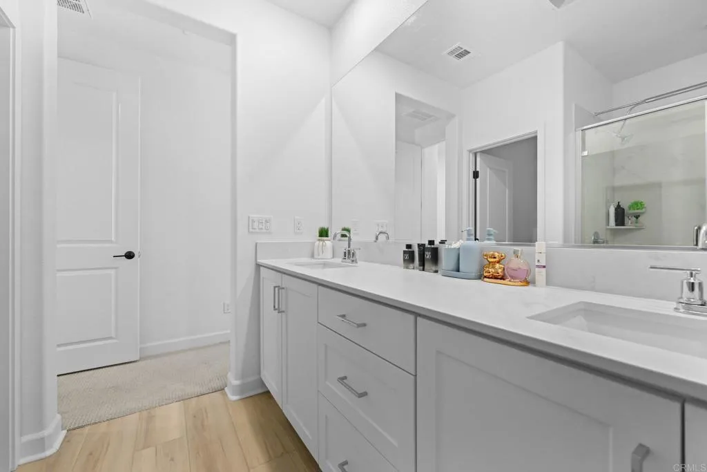 769 Mateo Street 1, Chula Vista, California 91911 home-pic-33