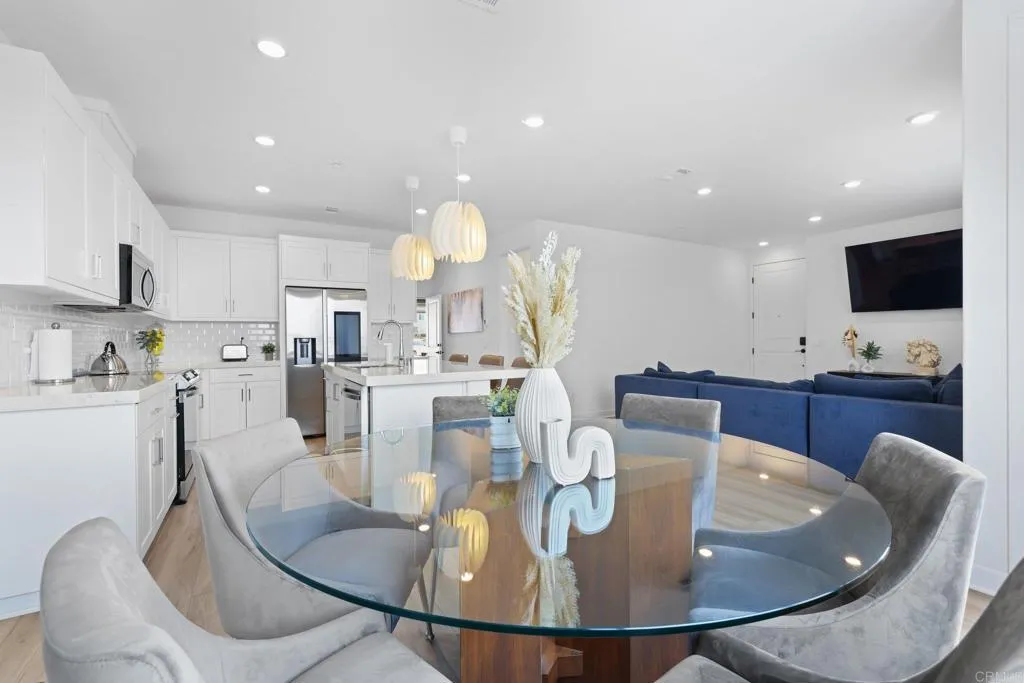 769 Mateo Street 1, Chula Vista, California 91911 home-pic-9