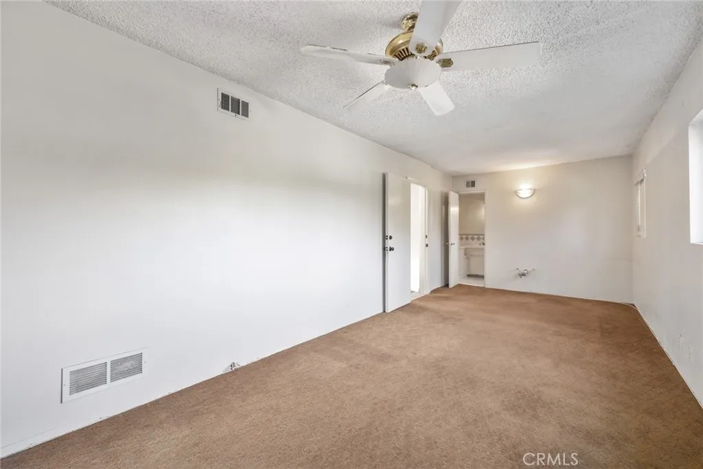 101 Hampden Terrance Bonus Room