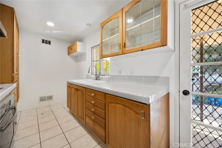 101 Hampden Terrance - Owners unit / Rental