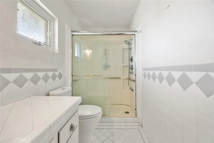 101 Hampden Terrance Bonus Room - Restroom