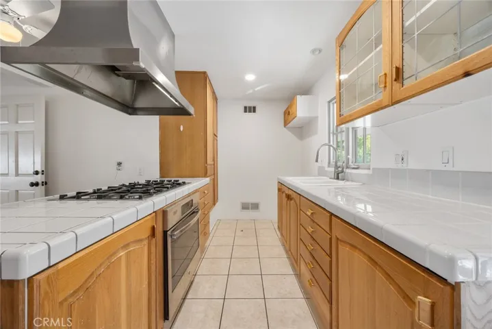 101 Hampden Terrance - Owners unit / Rental