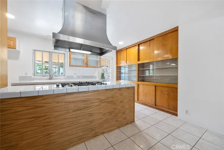 101 Hampden Terrance - Owners unit / Rental