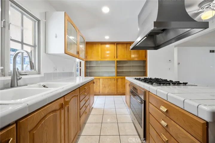 101 Hampden Terrance - Owners unit / Rental