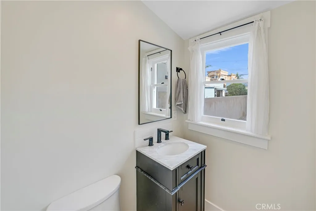 522 11th, Huntington Beach, California 92648 home-pic-25