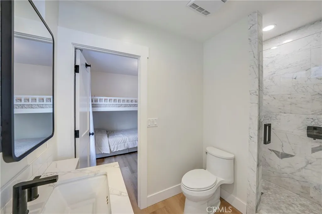 522 11th, Huntington Beach, California 92648 home-pic-23