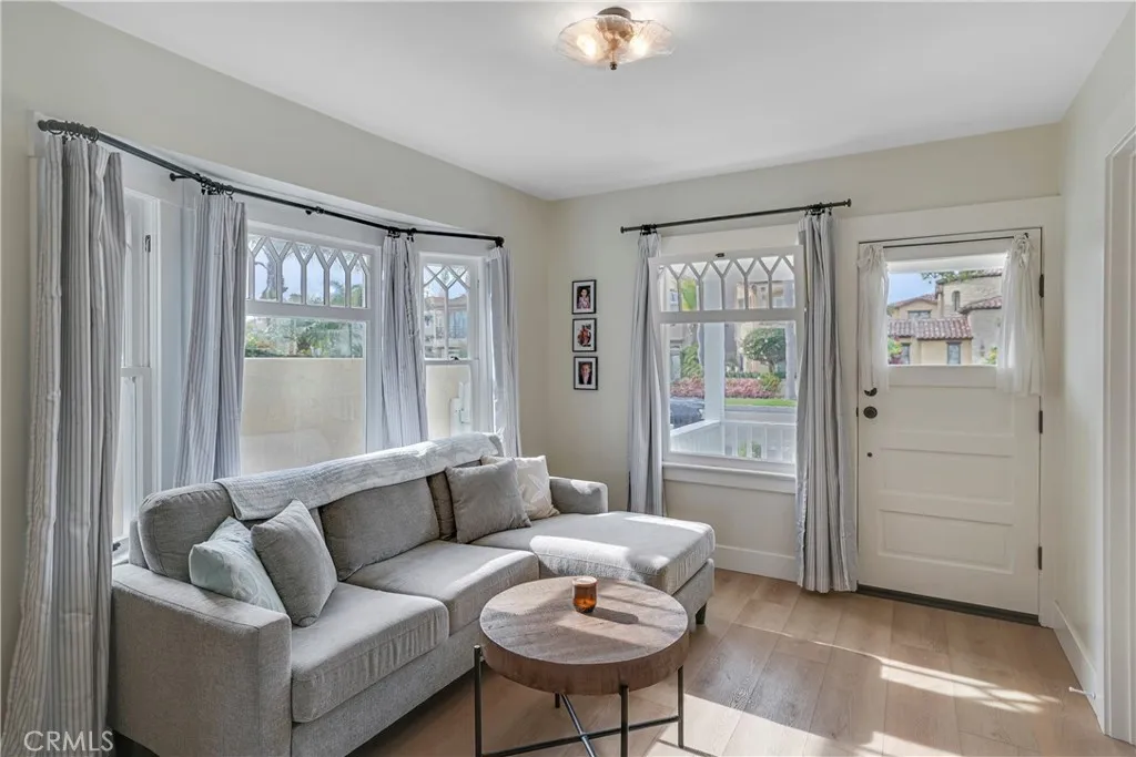 522 11th, Huntington Beach, California 92648 home-pic-17