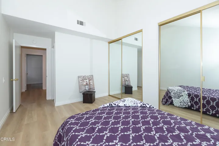 15 15421 Village 15 (Camarillo CA)