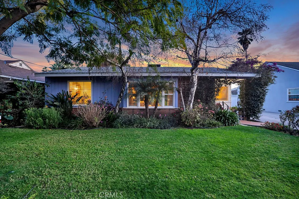 14024 Califa, Valley Glen, California 91401 home-pic-34