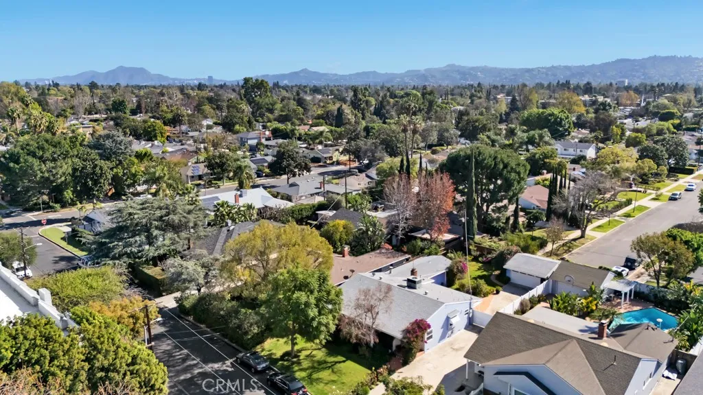 14024 Califa, Valley Glen, California 91401 home-pic-43