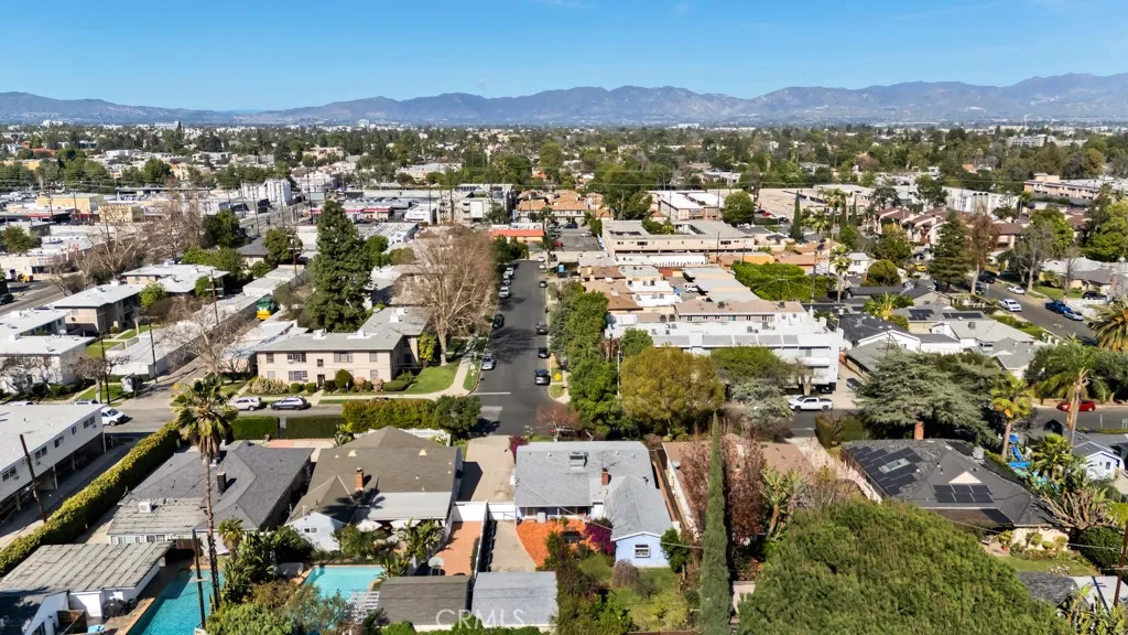 14024 Califa, Valley Glen, California 91401 home-pic-42