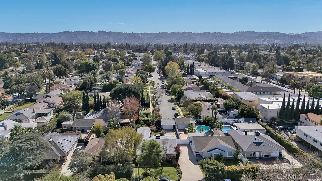 14024 Califa, Valley Glen, California 91401 home-pic-44