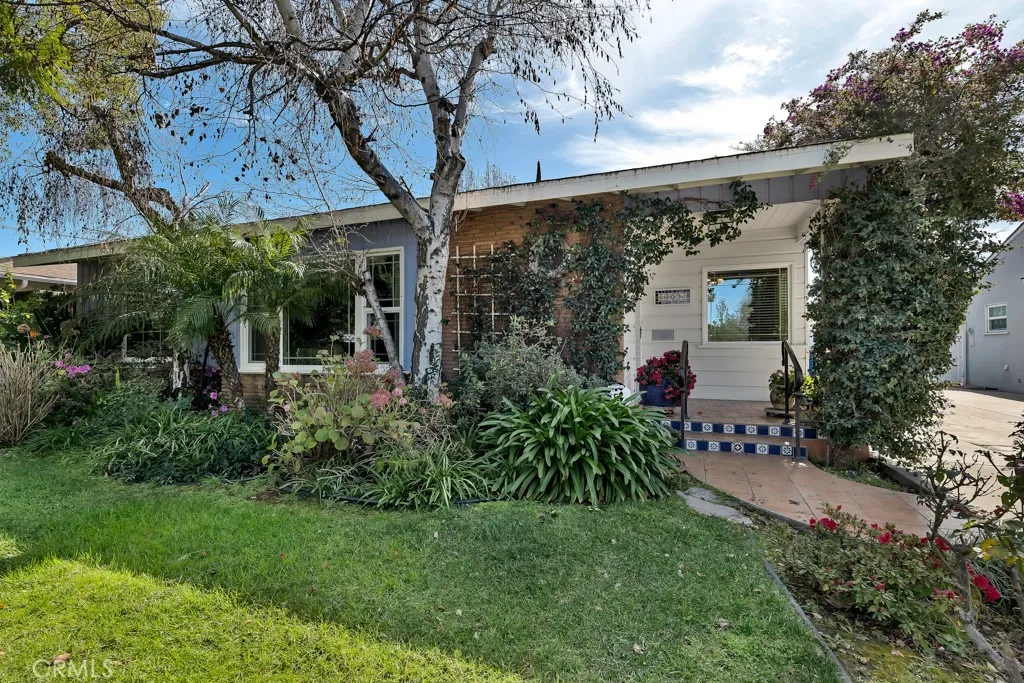 14024 Califa, Valley Glen, California 91401 home-pic-36
