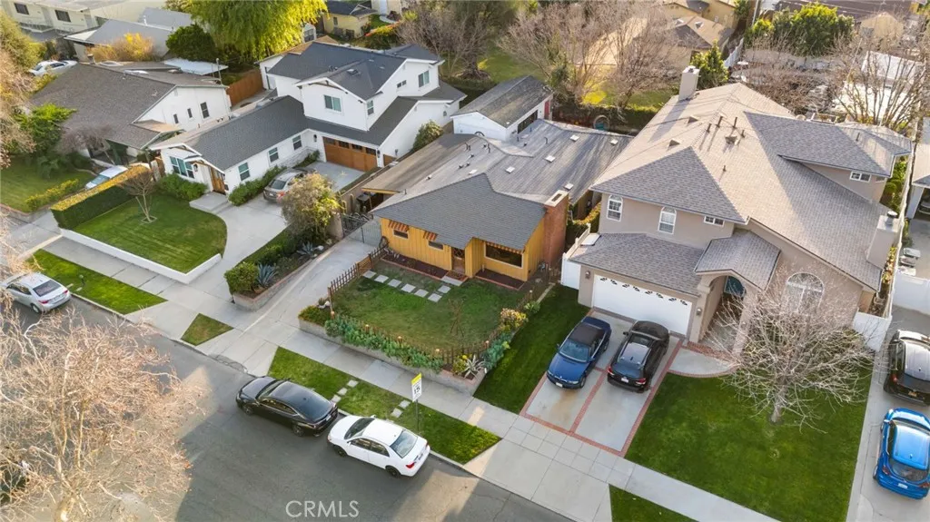 437 N Parish Pl., Burbank, California 91506 home-pic-40