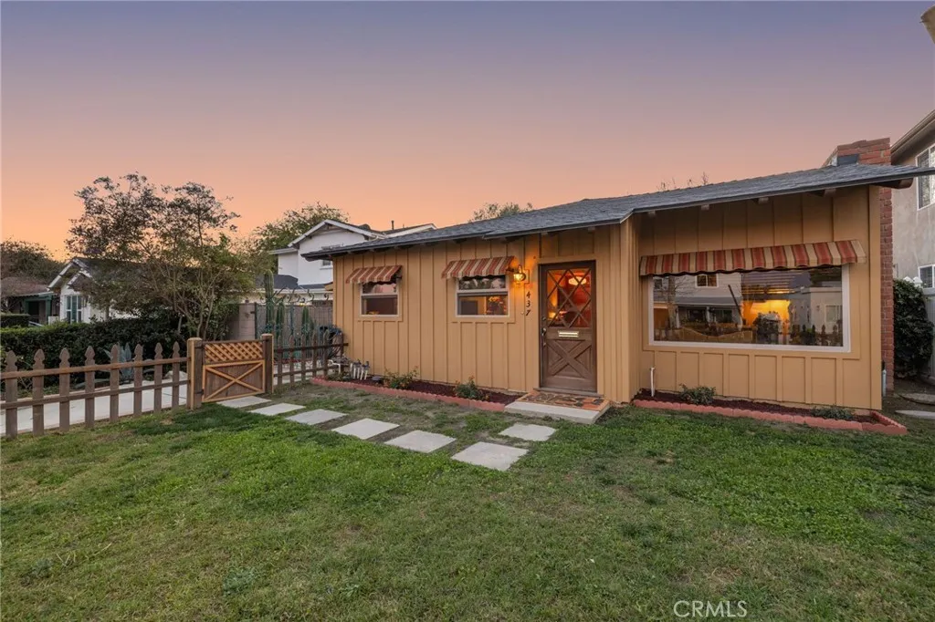 437 N Parish Pl., Burbank, California 91506 home-pic-1