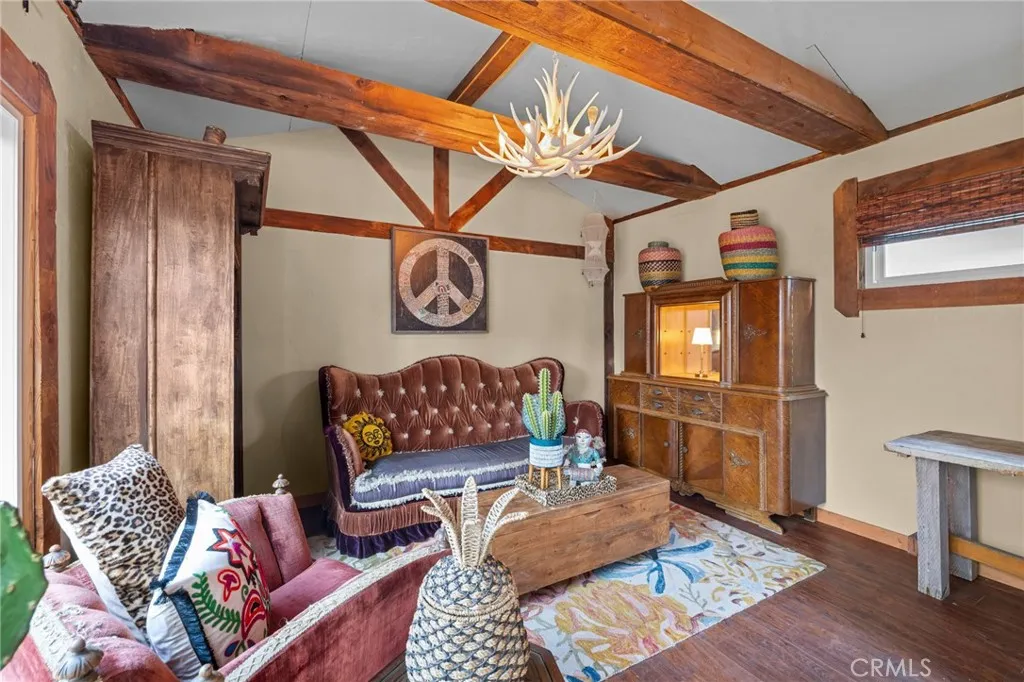 437 N Parish Pl., Burbank, California 91506 home-pic-28