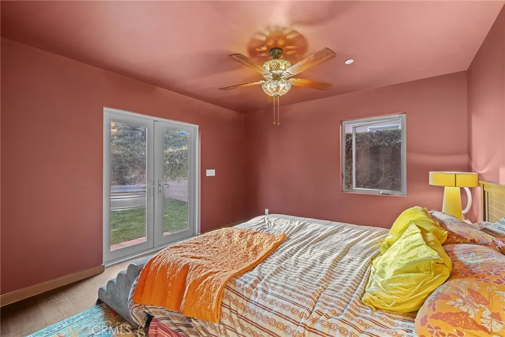 437 N Parish Pl., Burbank, California 91506 home-pic-14