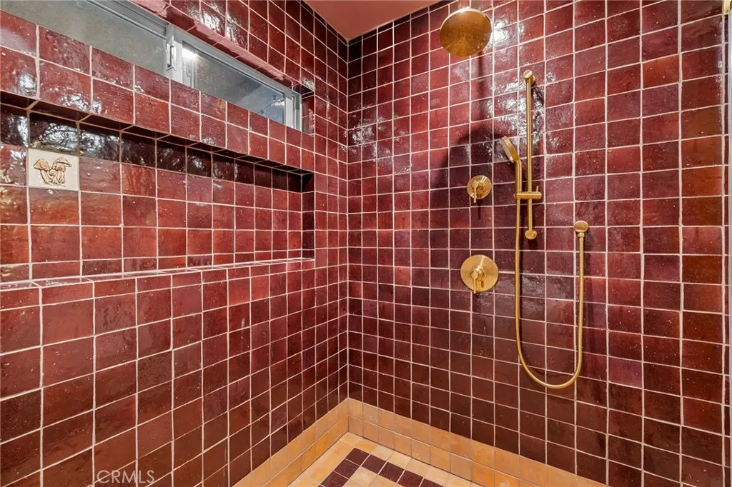 437 N Parish Pl., Burbank, California 91506 home-pic-18