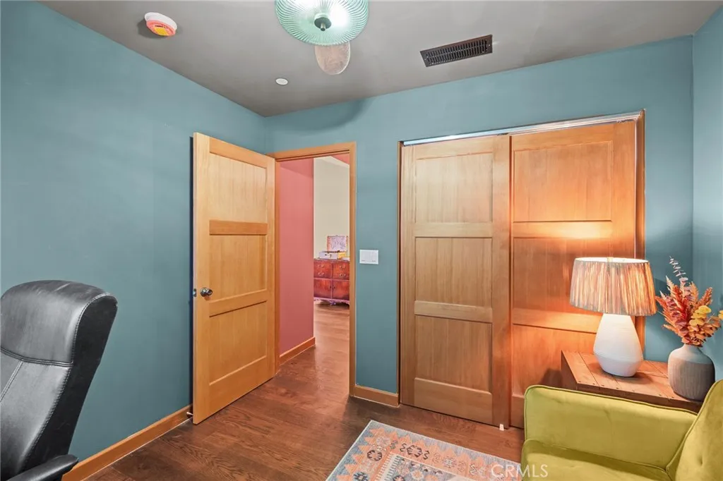 437 N Parish Pl., Burbank, California 91506 home-pic-24