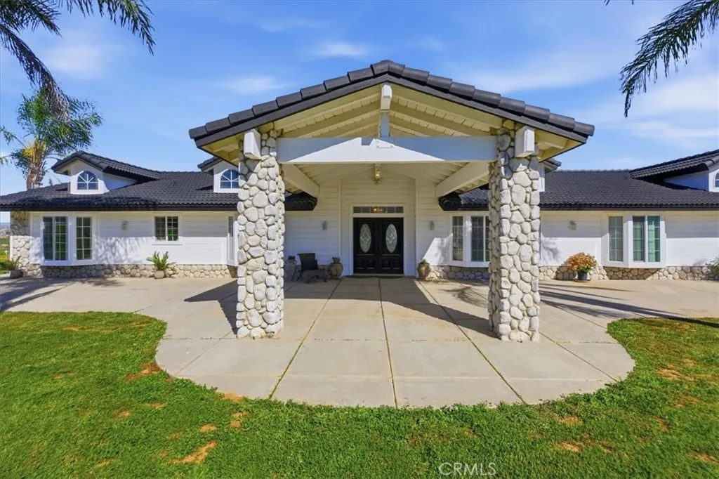30100 Maxine, Menifee, California 92584 home-pic-12