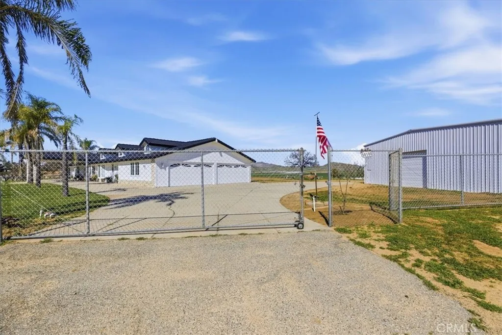 30100 Maxine, Menifee, California 92584 home-pic-10