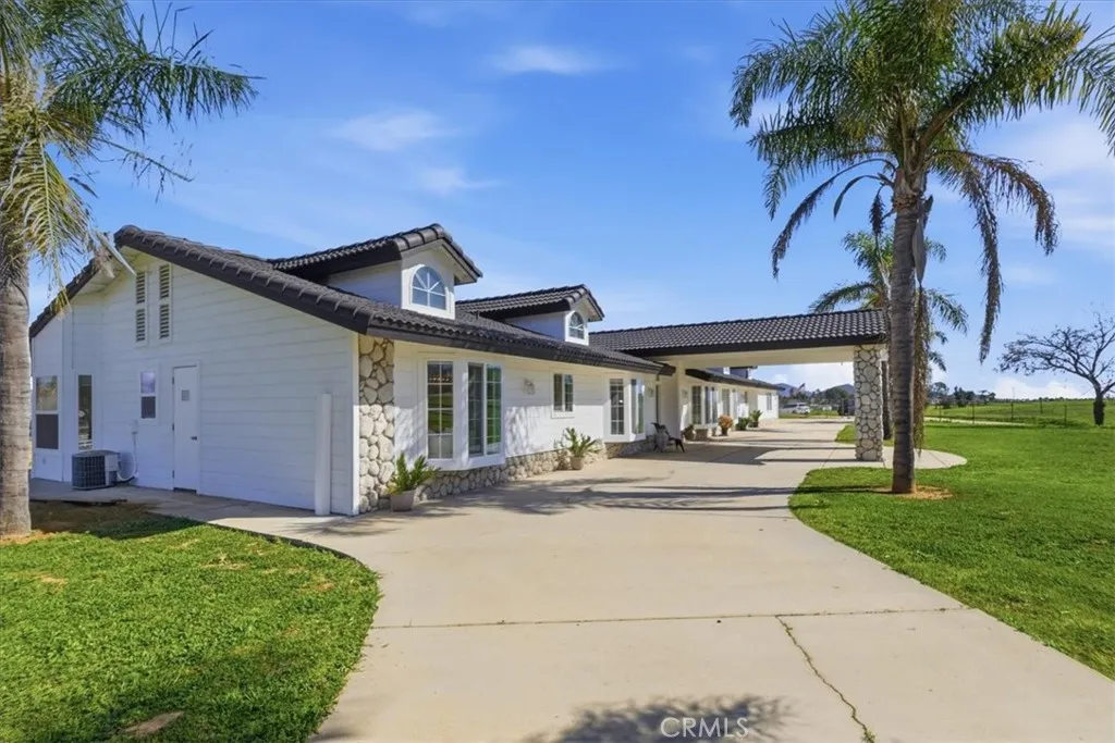 30100 Maxine, Menifee, California 92584 home-pic-14