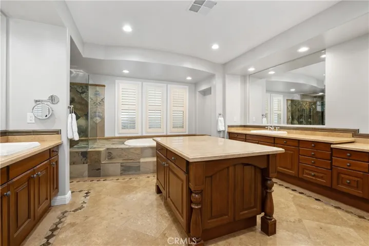 1 Running Brook Drive, Coto De Caza, California 92679