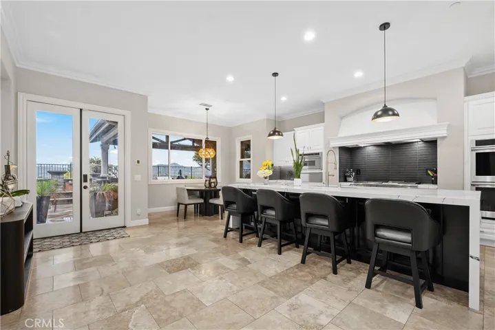 Kitchen counter seating