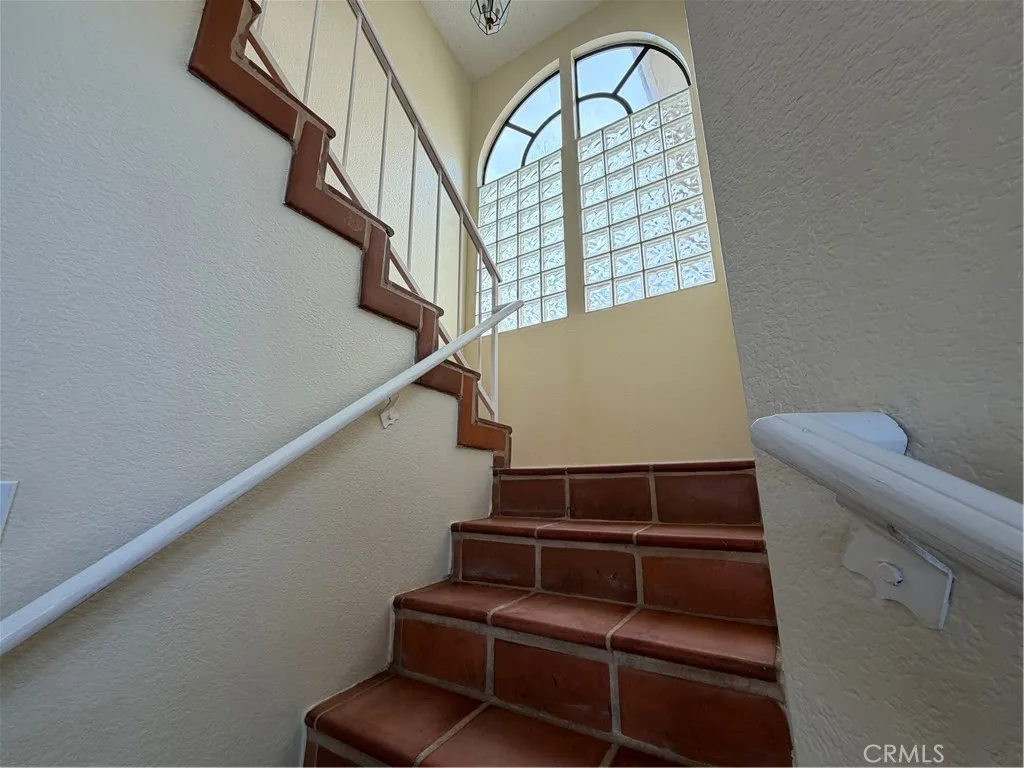 2560 E Avenue R12, Palmdale, California 93550 home-pic-13