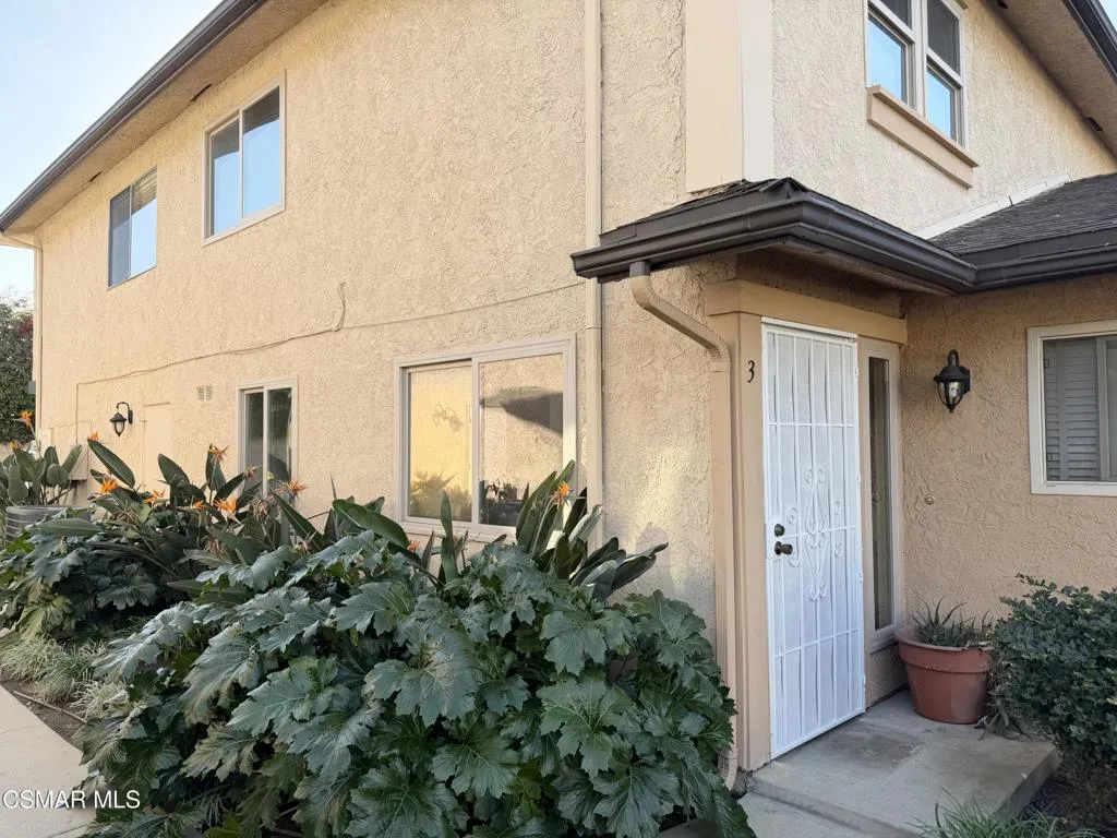 2030 Avenida Placida 3, Simi Valley, California 93063 home-pic-1