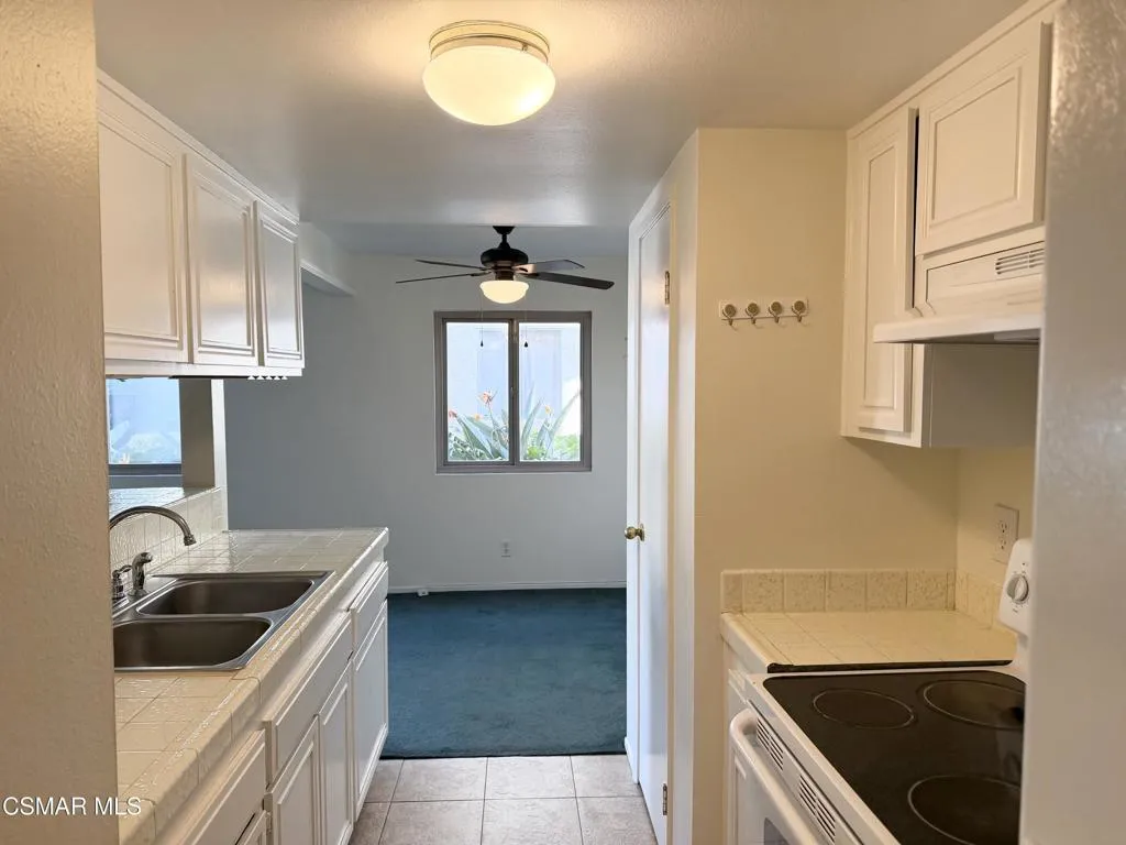 2030 Avenida Placida 3, Simi Valley, California 93063 home-pic-7