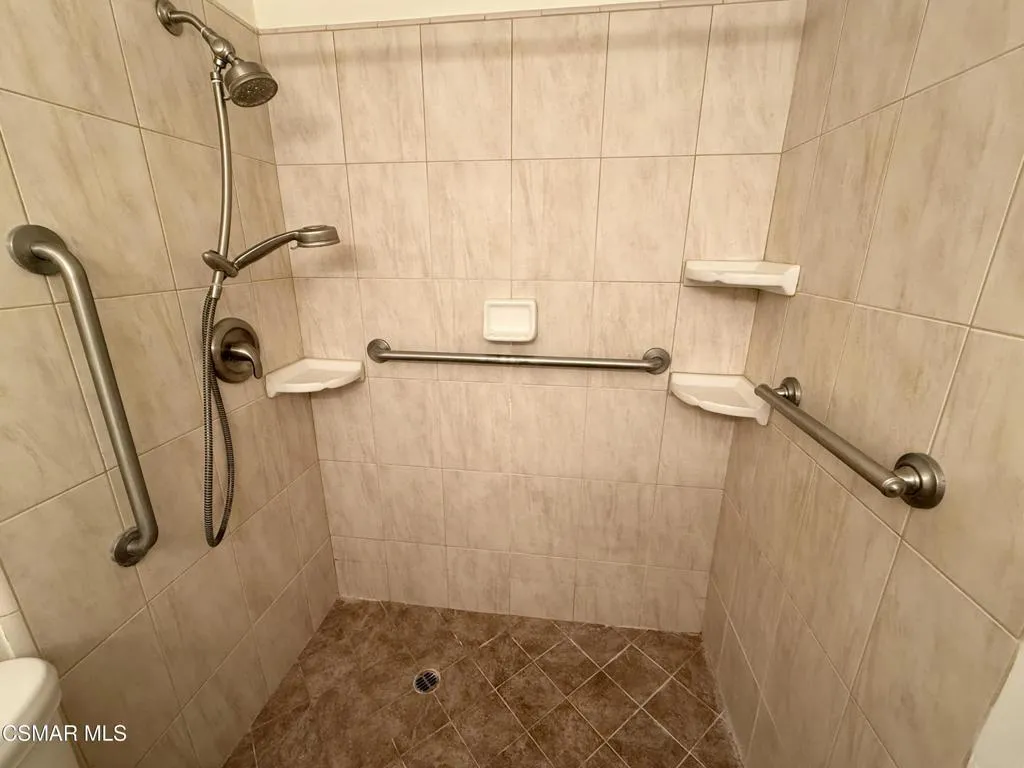2030 Avenida Placida 3, Simi Valley, California 93063 home-pic-20