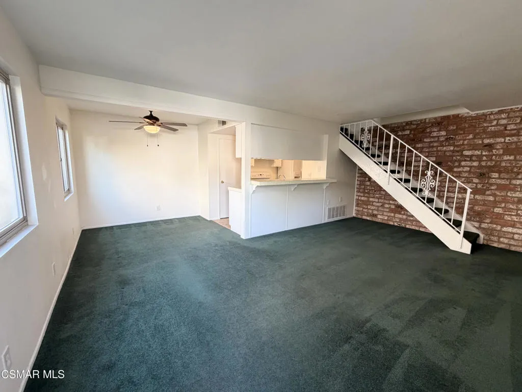 2030 Avenida Placida 3, Simi Valley, California 93063 home-pic-2