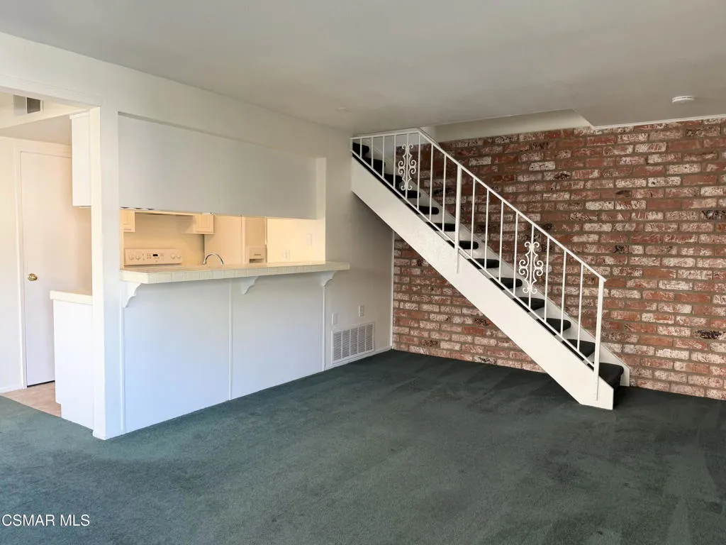 2030 Avenida Placida 3, Simi Valley, California 93063 home-pic-3