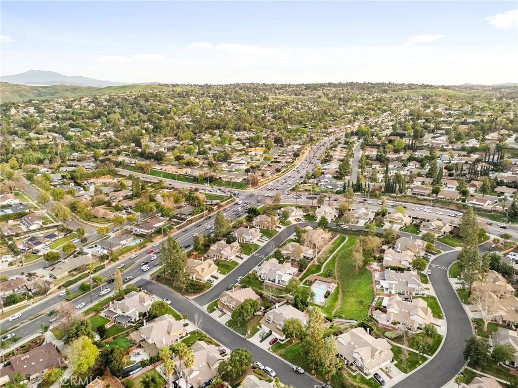 2160 Falcon Crest Drive, Riverside, California 92506 home-pic-41
