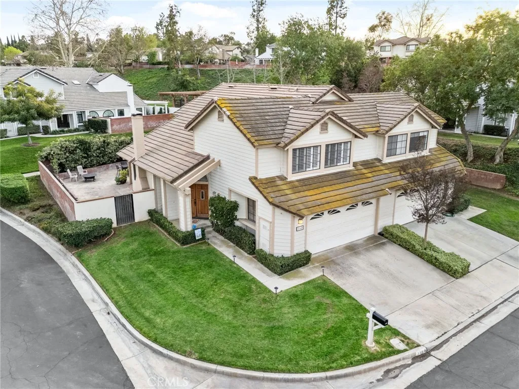 2160 Falcon Crest Drive, Riverside, California 92506 home-pic-30