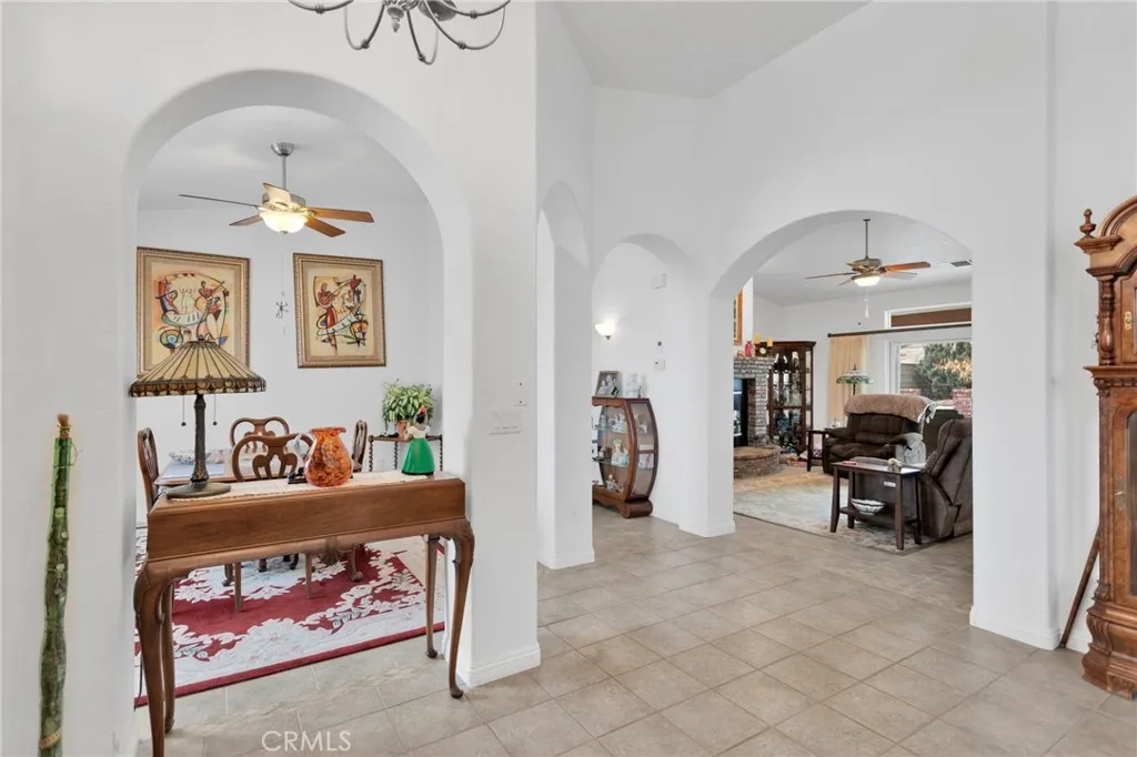 7748 Calpella, Hesperia, California 92345 home-pic-20