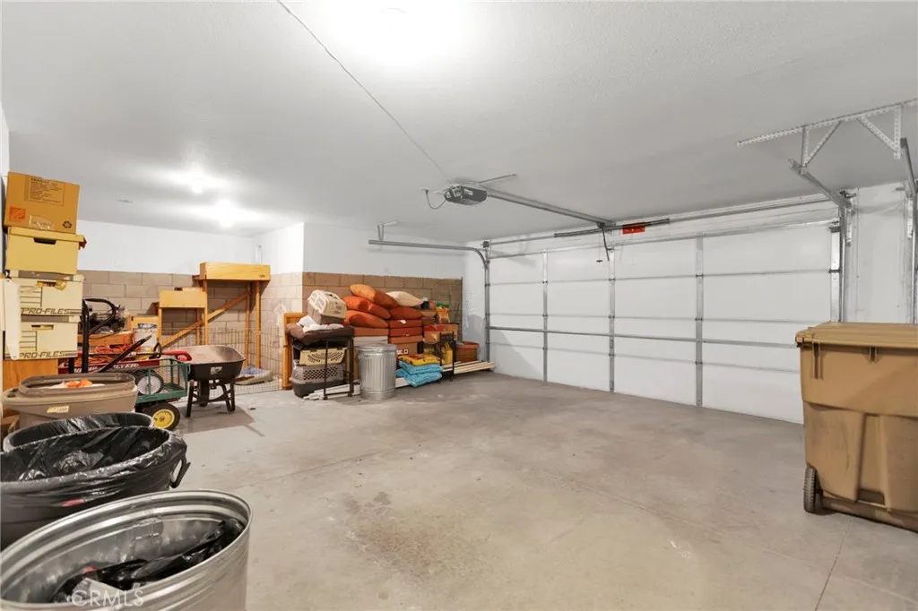 7748 Calpella, Hesperia, California 92345 home-pic-56