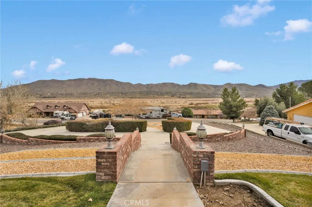 7748 Calpella, Hesperia, California 92345 home-pic-9