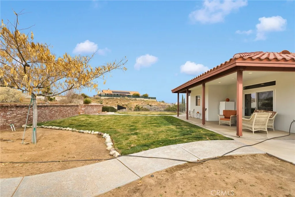 7748 Calpella, Hesperia, California 92345 home-pic-63