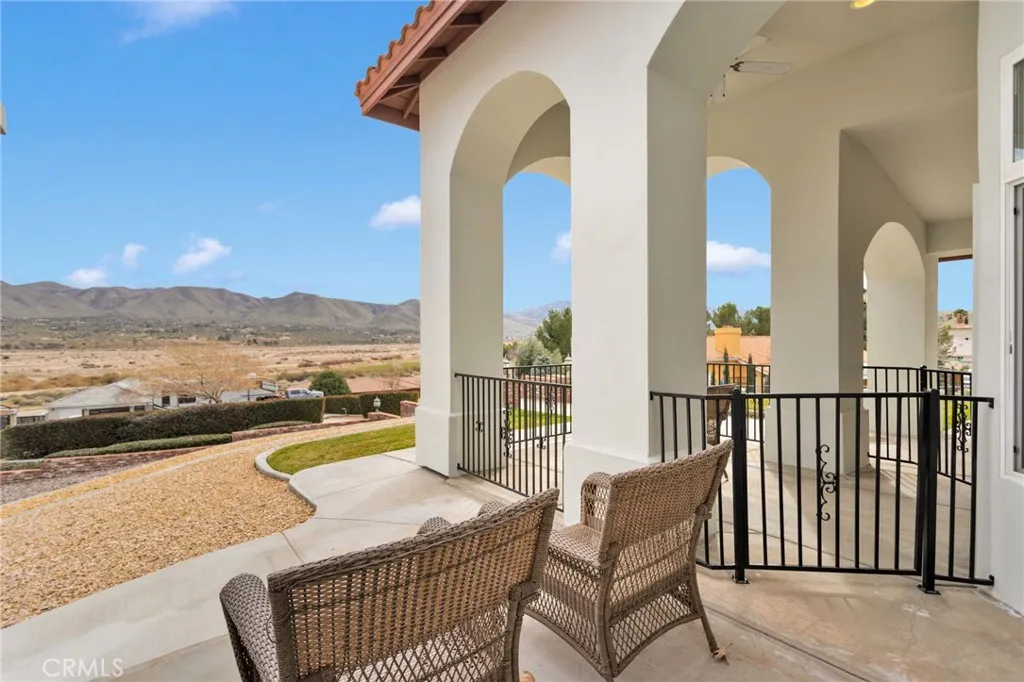 7748 Calpella, Hesperia, California 92345 home-pic-13