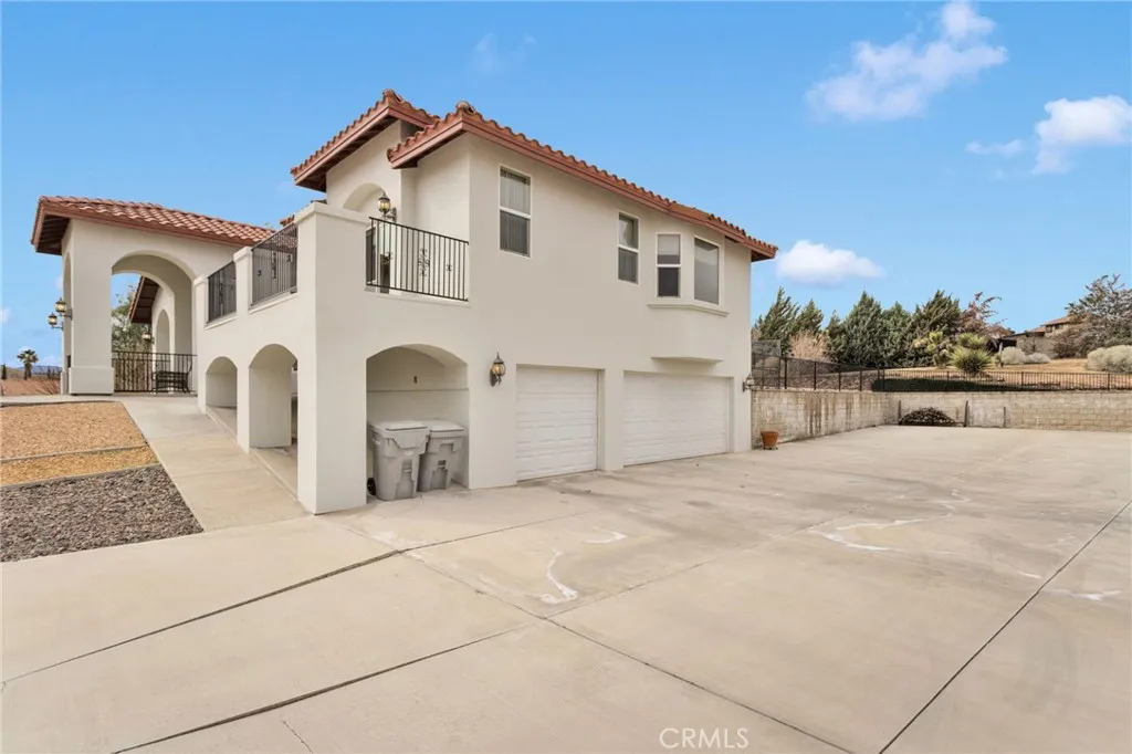 7748 Calpella, Hesperia, California 92345 home-pic-8