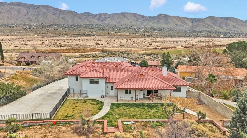 7748 Calpella, Hesperia, California 92345 home-pic-73