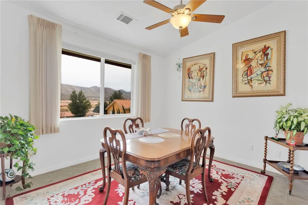 7748 Calpella, Hesperia, California 92345 home-pic-21